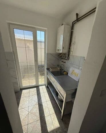 Garages: 100 sq. m — 7