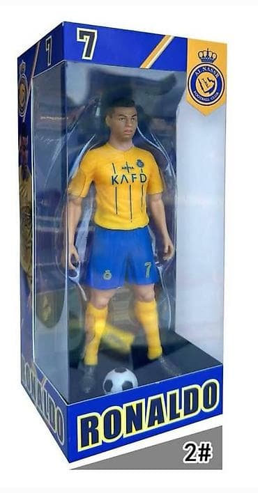igračke rasprodaja: Fudbalske figure
Messi, Ronaldo, Neymar. Cena: 1500 din — 4