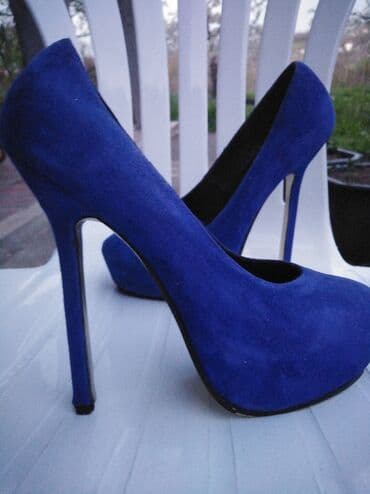 kožne torbice oko struka: Pumps, 38 — 1