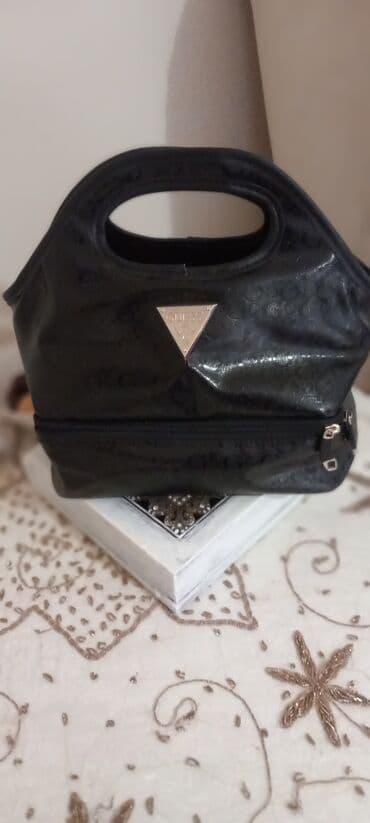 guess plisana torba: Color - Black, Guess — 7