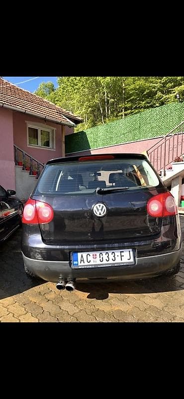 Volkswagen Golf V – hečbek, crna boja, 5 vrata. Glavne