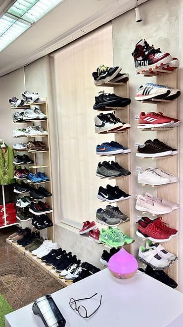 superstar crne zenske: Adidas Superstar ~ koža 🤝 Dostupno Lično preuzimanje 📍 Beograd — 10