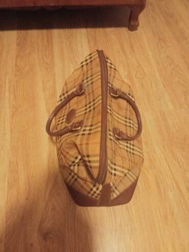 hilti torba: Dve originalne Burberry torbe . Iz osamdesetih godina . Bile su u — 3