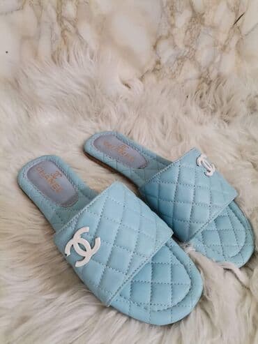 najk papuče: Papuce 1.700
Kompleti 2.900 — 9