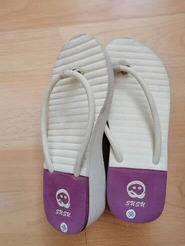 grubin novi beograd: Flip-flops, 38 — 3
