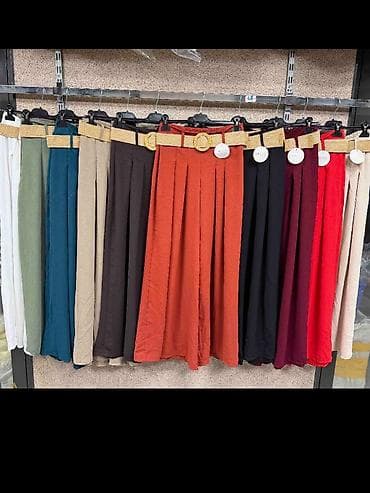 dior beograd: Pantalone u vise boja prikazanih na slikama. Siroke sa faltama. S,M — 2