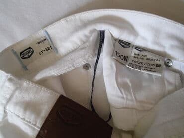 zvonarice pantalone: Nove bele farmerke original Crocker, pamuk 99% i 1% elastina. Poluobim — 3