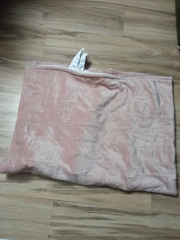 ikea deca: Mekana dvostrana ćebad/ćebe za bebe ili kućnu upotrebu. - Boja — 2