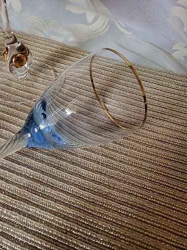 gorki list case crvene: Case Bohemija kristal rucni rad za vino 1950g+. Case za vino bez — 9