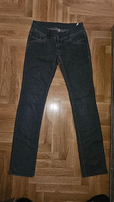 Vero mode farmerice veličina 27. Boja siva bez mane