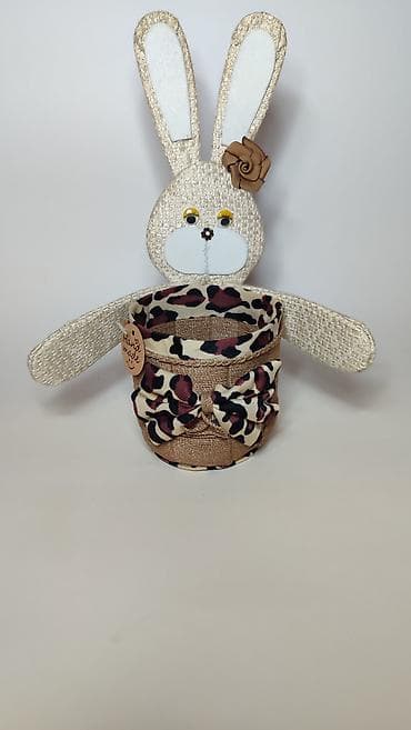 Ručna izrada – dekorativna korpica u obliku zeke - Unikatna korpica