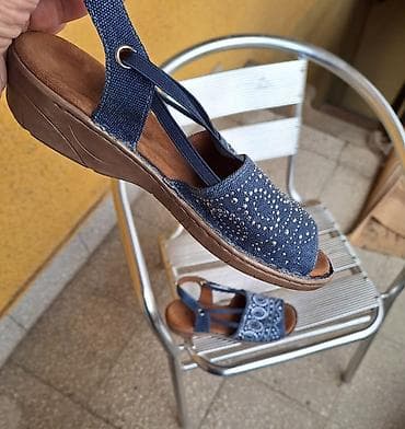 obuca broj 35: Teksas sandale, broj 39 - Gazište: 25 cm - Materijal gornjišta — 1