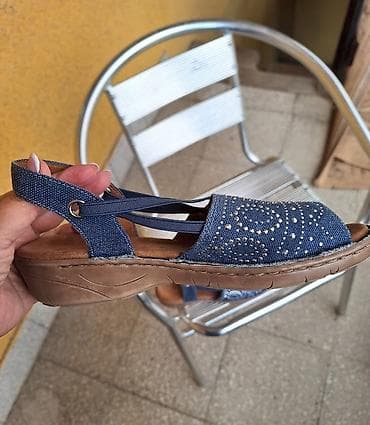 obuca broj 35: Teksas sandale, broj 39 - Gazište: 25 cm - Materijal gornjišta — 4