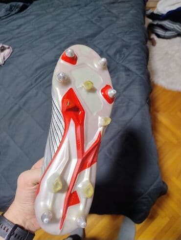 dva i po muskarca sa prevodom na srpski: Football boots, Adidas, size - 43 — 2