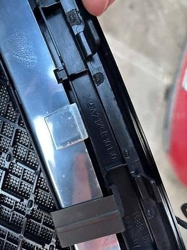 teretne gume 15 c: TREĆE ŠTOP SVETLO (TREĆI ŠTOP) ZA MERCEDES BENZ E 200, E 220, E 230 — 2