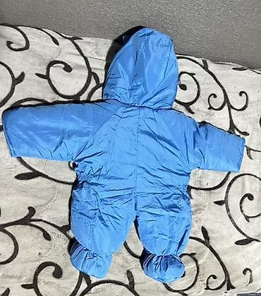 trake za kosu za bebe: Skafander za bebu 
Nov ima etiketu — 2