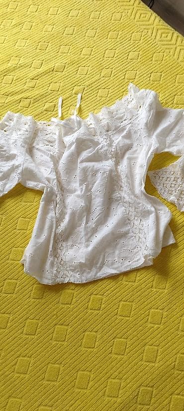 bluza na jedno rame: Prelepa bela bluzica sa vezom, oko ramena može da se zateže i da se — 5