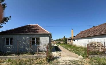 kuce zabalj: Kompletno renovirana kuća 80m2 Sivac, ul. Savska 9 Cena 38.000e — 2