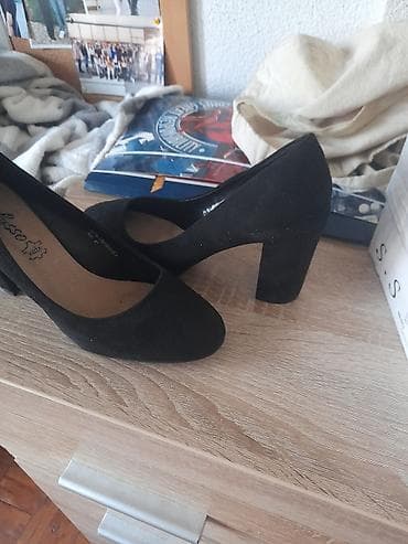 espadrile na pertlanje: - Model: klasične salonke sa zaobljenim vrhom - Boja: crna - Materijal — 2