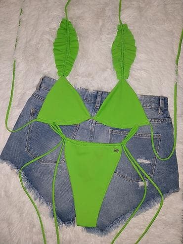 h and m kupaci: Ženski dvodelni kupaći kostim – model sa trouglastim grudnjakom i — 1