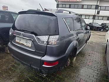 marka auta: MITSUBISHI OUTLANDER 2010. GOD. - KOMPLETAN AUTO U DELOVIMA | — 3