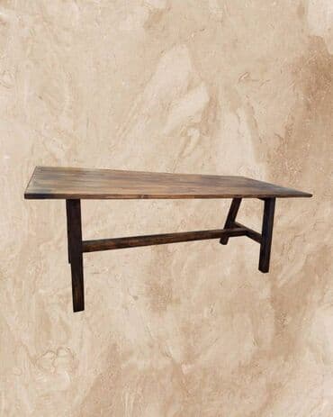 Desks and tables: Elegantan trpezarijski sto, izrađen od punog drveta sa pravougaonom — 1