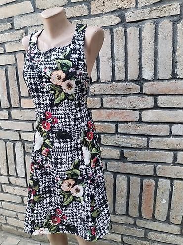 lepe torbe: Haljina vel S, kao nova - Model: ženstvena midi haljina A-kroja - — 2