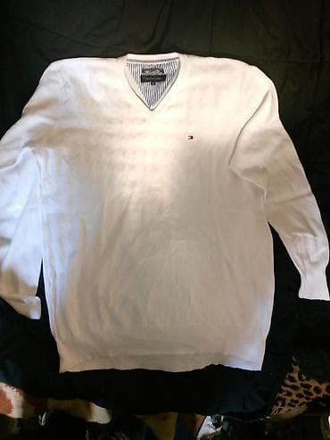 zara beograd: Tommy Hilfiger muški džemper - Model: V-izrez - Veličina: XL - Boja — 1