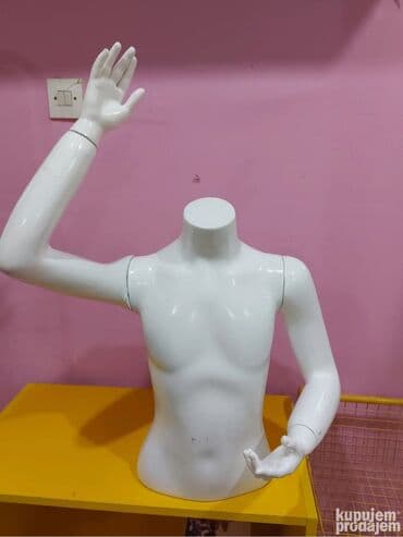 Igračke: Torzo na prodaju