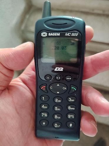 vhs na usb: Sagem MC 922 dva komada, oba rade na svim mrežama, baterija dobra — 1