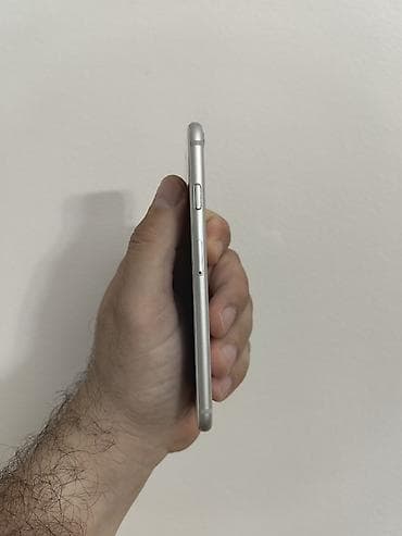 prodaja iphone 11: Iphone 6 beli sa 16 gb memorije, sim free icloud free. Ok očuvan, i — 3