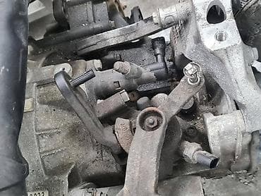 alat za auto: MENJAC MANUELNI ZA VOLKSWAGEN GOLF 6 OD 2008. DO 2013. GOD. - RUCNI — 2