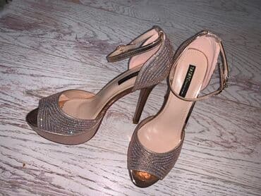 Sandals, 37 — 3