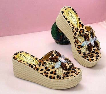 markirane papuce: Guess — 3
