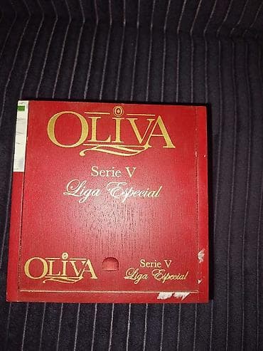 ormaric za sminku: Kolekcija originalnih kutija za cigare iz različitih brendova: - La — 6