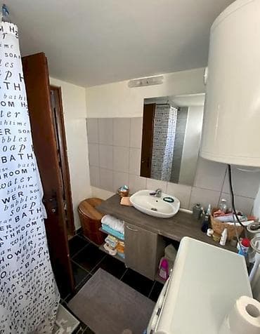 montazne kuce veternik: Prelepa sojenica za kupanje, sunčanje i uživanje na Savi. Nalazi se na — 8