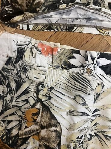 ugg zenske: Elegantna ženska haljina Roberto Cavalli sa tropskim printom. Haljina — 5