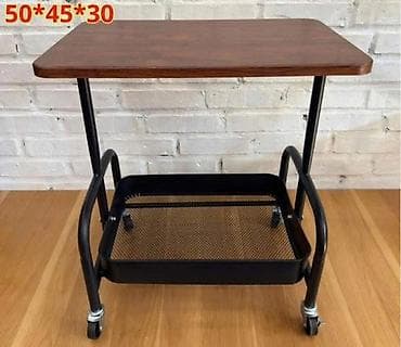 Sto sa korpom- pokretni sto

Cena: 3300 din