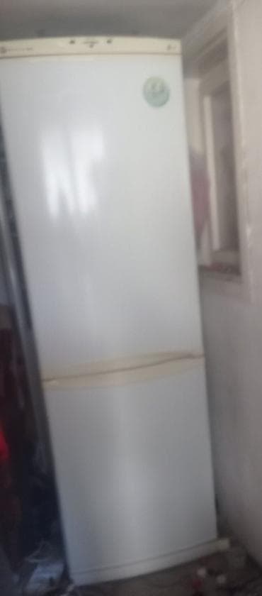 Računari, laptopovi i tableti: Kombinovani frizider Marka euro lux star 3 godine generalno servisiran — 1