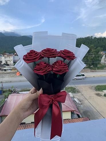 djul cvece: Buket ruža od satenskih traka – ručno rađene dekorativne ruže u — 2