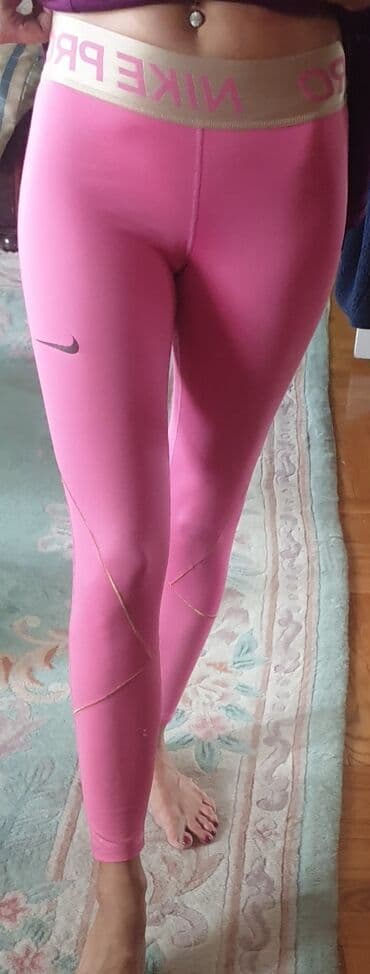 nike farmerke: NIKE pro dri fit original helanke roze boje sa zlatnom debelom gumom — 11