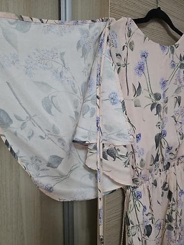 crocs usce: Duga haljina s floralnim printom. Velicina S, ali odgovara i za M i L — 2
