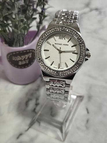 Michael Kors ženski ručni sat – elegantan srebrni model - Okruglo