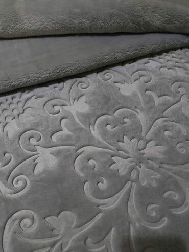 krevetac 6 u 1: Ćebe 220*240
Materijal poliester
Cena 4700 din — 2