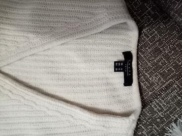 Roll-necks: Beli dzemper, Topao, u odličnom stanju. Jako malo je nošen. M veličina — 3
