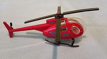 Helikopter igracka stanje se vidi na slikama. velicina oko 8 cm