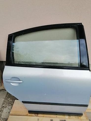 auto otpad nova pazova: VRATA ZA VOLKSWAGEN PASSAT B5 | Vrata za Pasat B5 Limuzina — 2