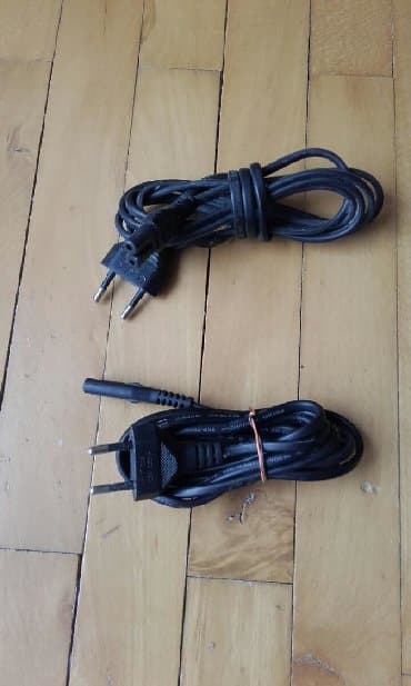 Doking stanice: Kabl za napajanje vise kucnih aparata — 1