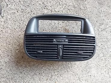 auto plac sirena: FIAT PUNTO VENTILACIJA | Ispravna vise komada na stanju. Polovni — 4