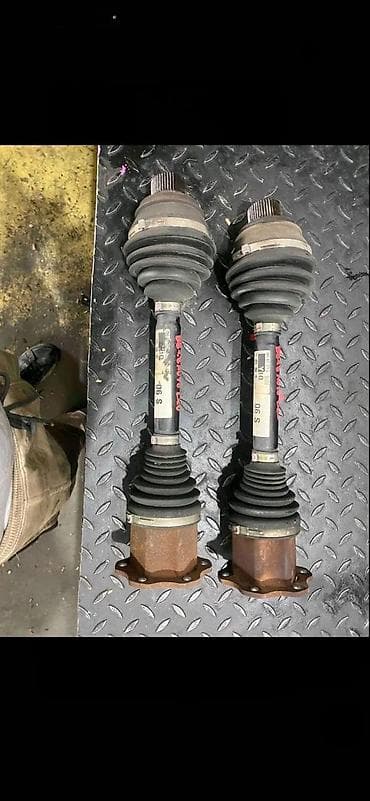 ruda za traktor: AUDI A4 A5 1.8 TFSI POLUOSOVINA 8K0407271Q 8K0407272 | audi vw — 1